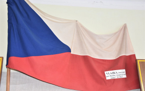 vlajka z tanku Žižka