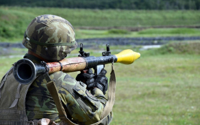 Nácvik střelby z RPG
