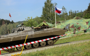 BVP - 2 vyjíždí z vody